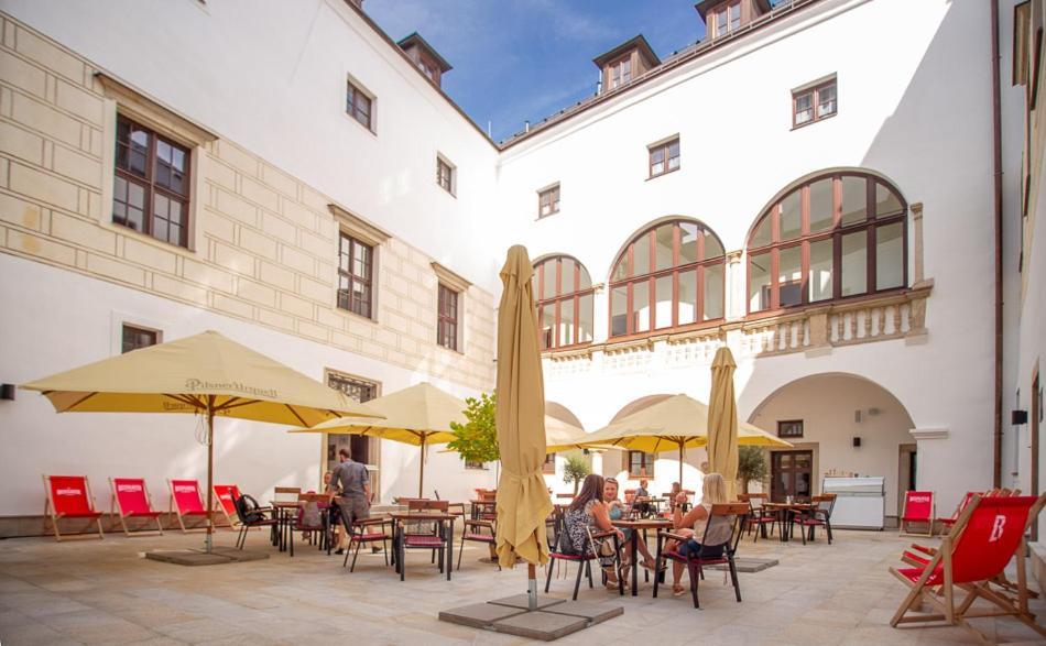 Zamek Trest Hotell Exteriör bild